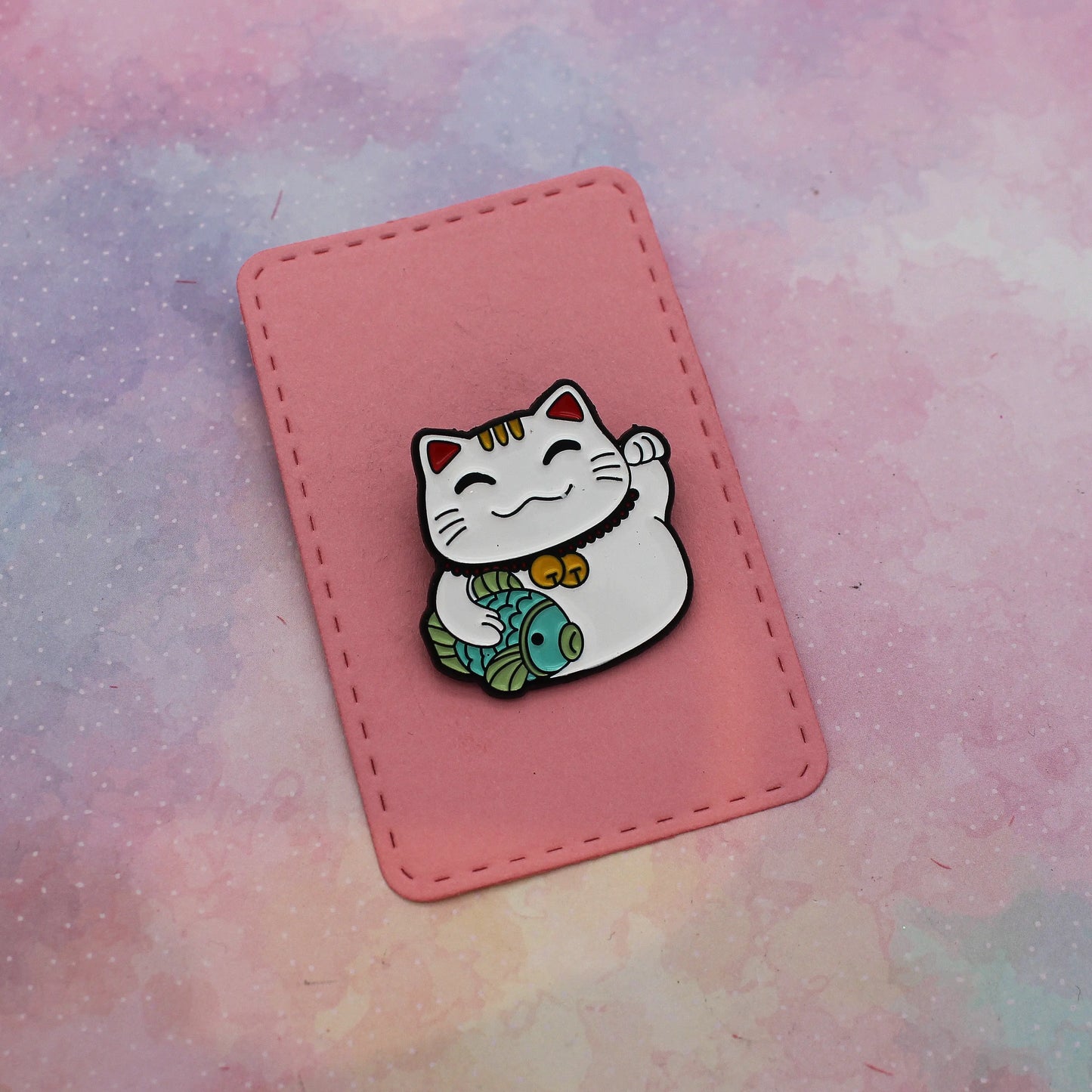 Pin „Winkekatze“